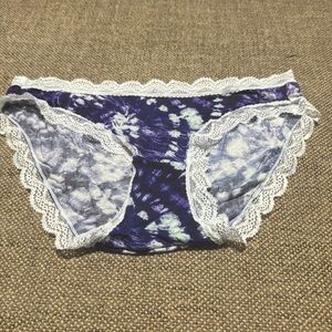 STRIPE & STARE size medium panties